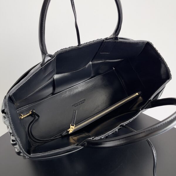 Bottega Veneta New Tote Bag - Black - Image 2